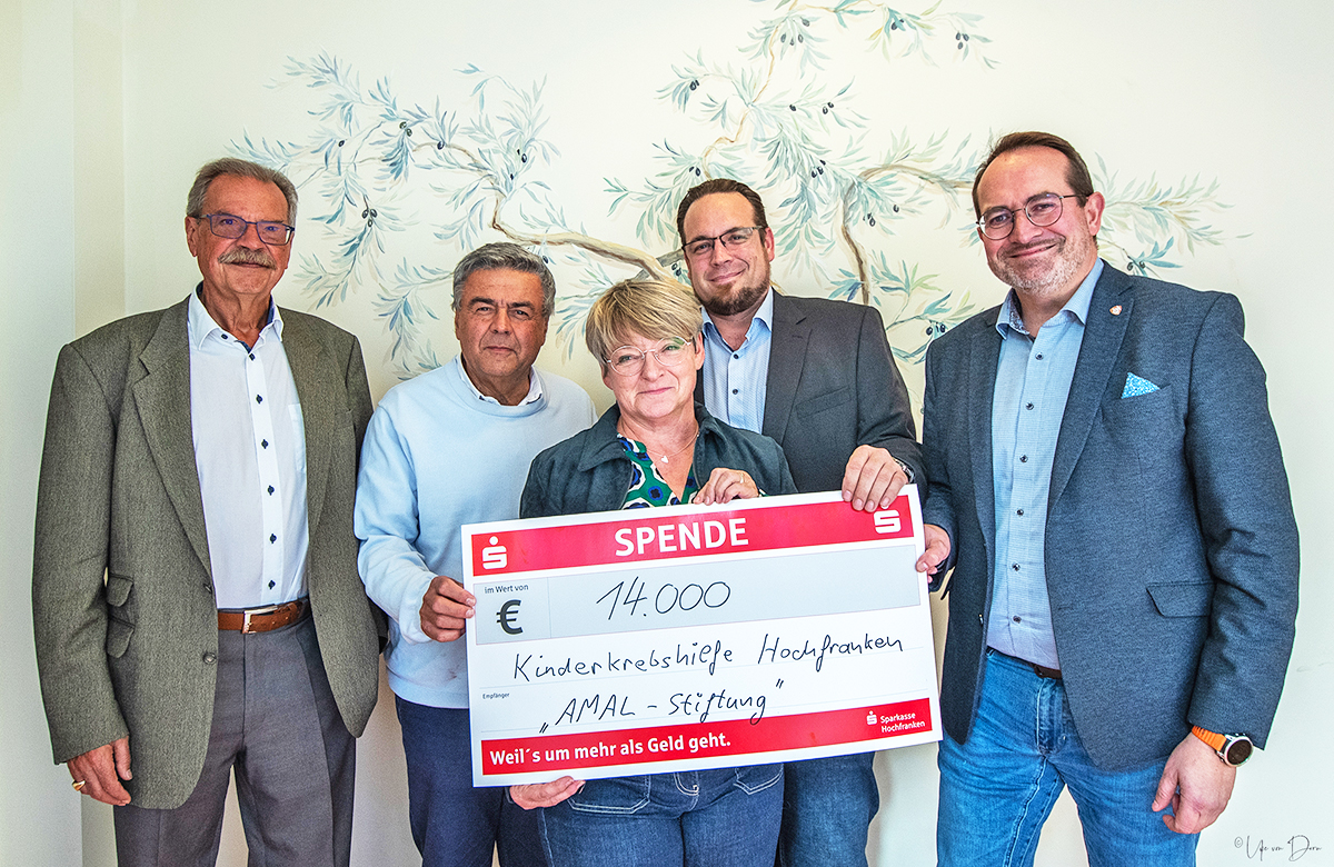 Spendenuebergabe-amalstiftung-helfen-mit-musik Spendenuebergabe-amalstiftung-helfen-mit-musik